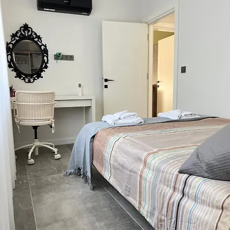 Leos Apart2 Apartament