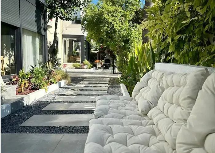 Apartment Leos Apart2 Side